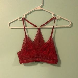 SUPER CUTE LACY BRALETTE